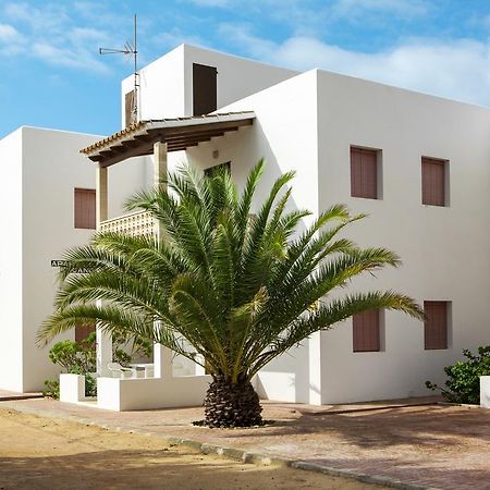 Apartamentos Escandell - Formentera Vacaciones Пляж Миджорн Экстерьер фото