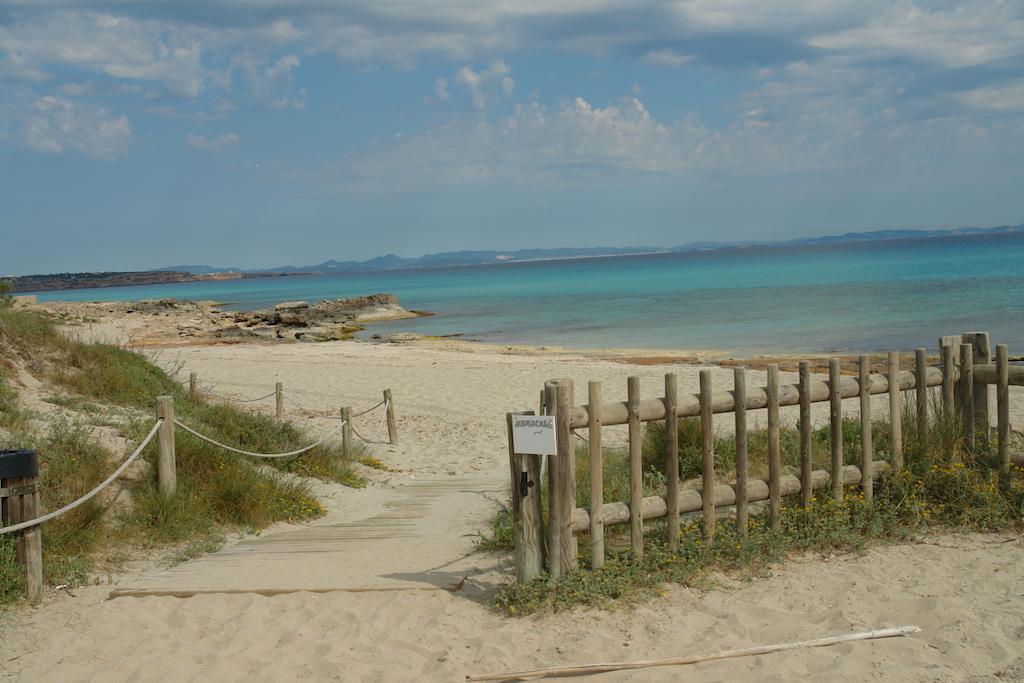 Apartamentos Escandell - Formentera Vacaciones Пляж Миджорн Экстерьер фото
